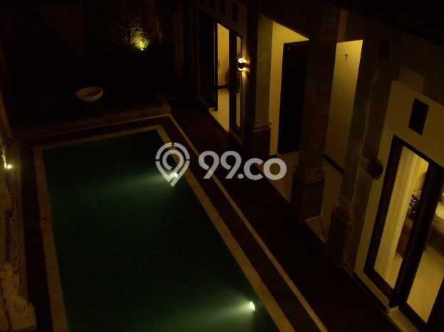 Dijual Rumah Mewah Megah Dengan View Cantik di Kerobokan, Badung Dijual Rumah Mewah Megah Dengan View Cantik di Kerobokan, Badung