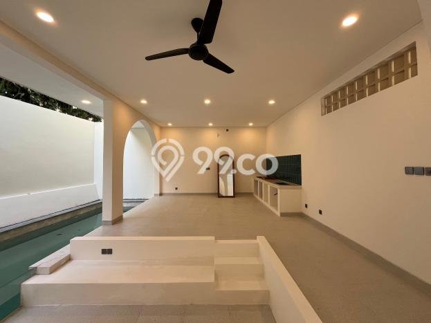 Dijual Rumah Luas Elegan Dengan View Eksklusif di Canggu, Badung Dijual Rumah Luas Elegan Dengan View Eksklusif di Canggu, Badung
