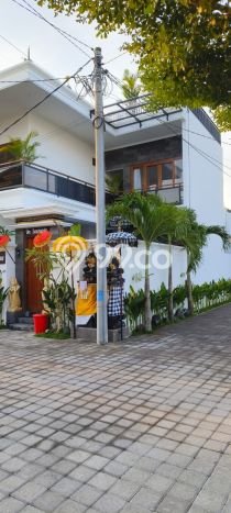 Rumah sewa siap pakai 3 KT di canggu, Badung Rumah sewa siap pakai 3 KT di canggu, Badung