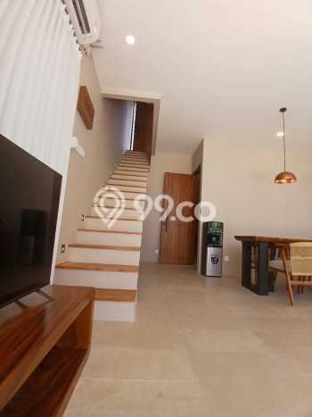 Rumah Elit LB 240m2 Siap Huni Desain Elegan di Jimbaran, Badung Rumah Elit LB 240m2 Siap Huni Desain Elegan di Jimbaran, Badung