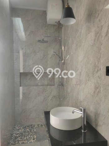 Ready to Use! Premium House LT 150m2 Desain Modern di Canggu Ready to Use! Premium House LT 150m2 Desain Modern di Canggu