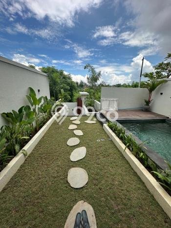 For Sale! Luxury House LT 175m2 Desain Elegan di Jimbaran For Sale! Luxury House LT 175m2 Desain Elegan di Jimbaran