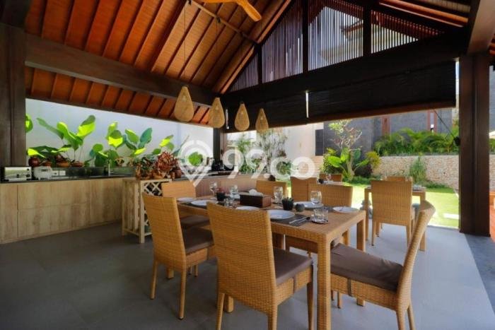 Hunian Mewah LB 500m2 Siap Huni Desain Elegan di Jimbaran, Badung Hunian Mewah LB 500m2 Siap Huni Desain Elegan di Jimbaran, Badung