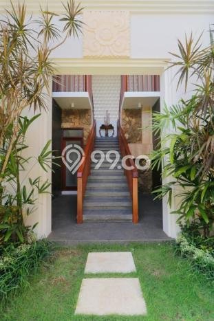 Hunian Mewah LB 500m2 Siap Huni Desain Elegan di Jimbaran, Badung Hunian Mewah LB 500m2 Siap Huni Desain Elegan di Jimbaran, Badung
