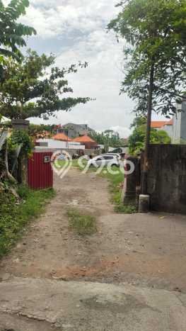 Tanah Dijual Area Strategis di Seminyak Badung 180m2 Tanah Dijual Area Strategis di Seminyak Badung 180m2