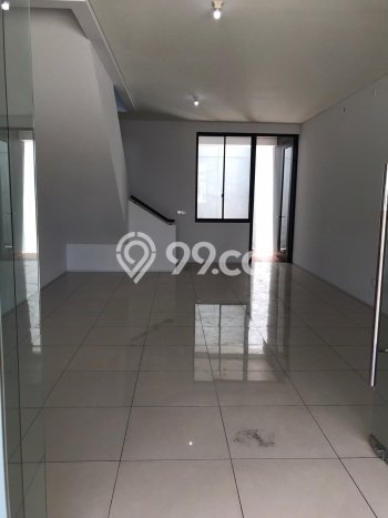 Ruko Kawasan Kota Baru Parahyangan, Luas 142m², Lokasi Komersial, For Rent Ruko Kawasan Kota Baru Parahyangan, Luas 142m², Lokasi Komersial, For Rent