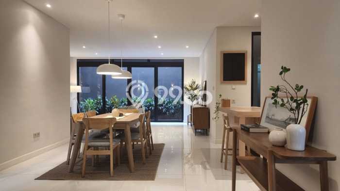 DIJUAL CEPAT! Rumah Kota Baru Parahyangan, Bandung, Luas 162m² LB 250m² DIJUAL CEPAT! Rumah Kota Baru Parahyangan, Bandung, Luas 162m² LB 250m²