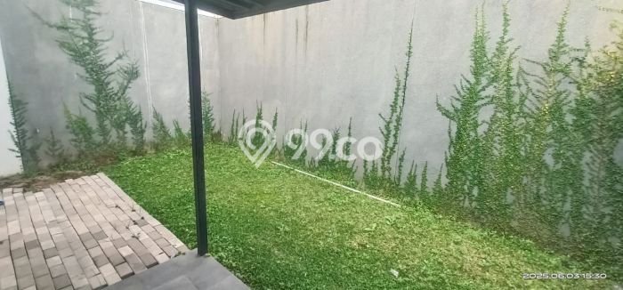 Rumah Elit Modern Tanpa Renovasi di Kota Baru Parahyangan Bandung Rumah Elit Modern Tanpa Renovasi di Kota Baru Parahyangan Bandung