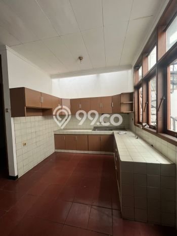Dijual Rumah Luas Elegan Dengan View Eksklusif di Pasir Kaliki, Bandung Dijual Rumah Luas Elegan Dengan View Eksklusif di Pasir Kaliki, Bandung