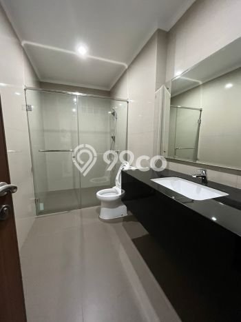 Ruko Disewa di Bandung dengan LB 372m2 Area Komersial Ramai Ruko Disewa di Bandung dengan LB 372m2 Area Komersial Ramai