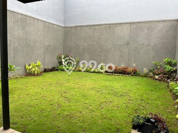 Rumah Luxury Modern Siap Huni di Kota Baru Parahyangan Bandung Rumah Luxury Modern Siap Huni di Kota Baru Parahyangan Bandung