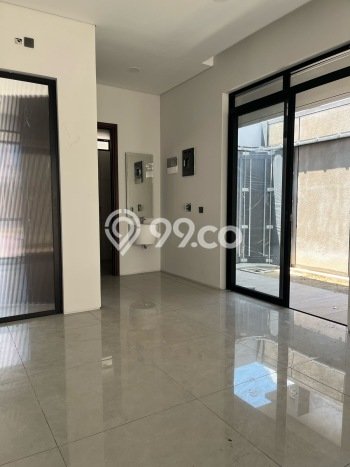 Rumah Lingkungan Nyaman di Kota Baru Parahyangan, Bandung, Luas 198m² Bangunan 131m² Rumah Lingkungan Nyaman di Kota Baru Parahyangan, Bandung, Luas 198m² Bangunan 131m²