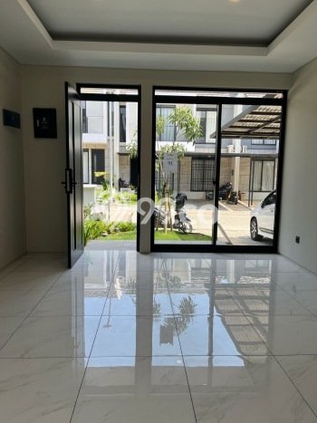 PROPERTI UNGGULAN! Rumah Strategis di Kota Baru Parahyangan, LT 120m² Bangunan 95m² PROPERTI UNGGULAN! Rumah Strategis di Kota Baru Parahyangan, LT 120m² Bangunan 95m²