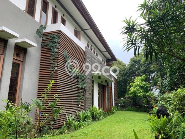 Rumah Siap Huni lokasi Batununggal, Bandung, LT 540m² LB 500m² Rumah Siap Huni lokasi Batununggal, Bandung, LT 540m² LB 500m²