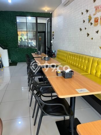 Unit Ruko Disewakan di Kota Baru Parahyangan di Area Ramai & Strategis Unit Ruko Disewakan di Kota Baru Parahyangan di Area Ramai & Strategis