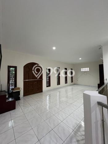 Rumah Luxury Modern Tanpa Renovasi di Wastukencana Bandung Rumah Luxury Modern Tanpa Renovasi di Wastukencana Bandung