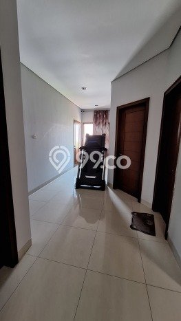 Disewakan! Rumah 5 Kamar Tidur &
4 Kamar Mandi di Alam Sutera, Tangerang Disewakan! Rumah 5 Kamar Tidur &
4 Kamar Mandi di Alam Sutera, Tangerang