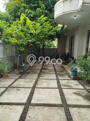 Hunian Elit LB 269m2 Siap Pakai Desain Elegan di Modernland, Tangerang Hunian Elit LB 269m2 Siap Pakai Desain Elegan di Modernland, Tangerang
