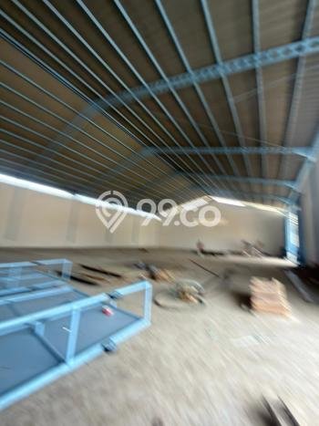 Gudang Disewa di Tangerang dengan LB 1000m2 Area Komersial Ramai Gudang Disewa di Tangerang dengan LB 1000m2 Area Komersial Ramai