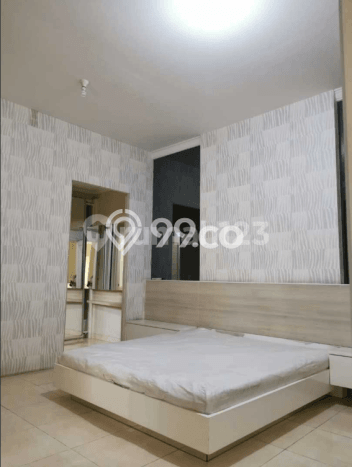 Disewakan! Rumah 4 Kamar Tidur &
4 Kamar Mandi di Alam Sutera, Tangerang Disewakan! Rumah 4 Kamar Tidur &
4 Kamar Mandi di Alam Sutera, Tangerang