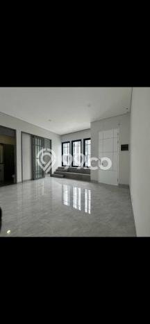 Rumah Disewakan Tangerang LT 98m2 LB 198m2 Kawasan BSD Green Wich Rumah Disewakan Tangerang LT 98m2 LB 198m2 Kawasan BSD Green Wich
