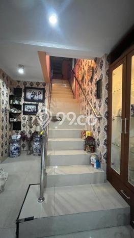 Rumah Minimalis 4 Kamar LT 245m2 di Turangga Rumah Minimalis 4 Kamar LT 245m2 di Turangga
