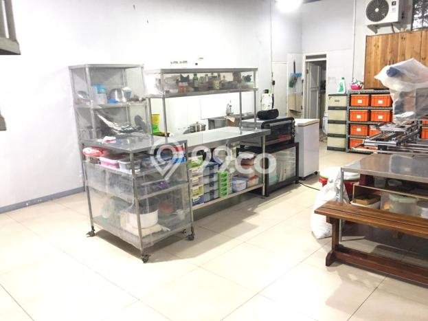 Siap Huni Hunian Elit 4 Kamar di Astanaanyar Dekat ke Mana Pun Siap Huni Hunian Elit 4 Kamar di Astanaanyar Dekat ke Mana Pun