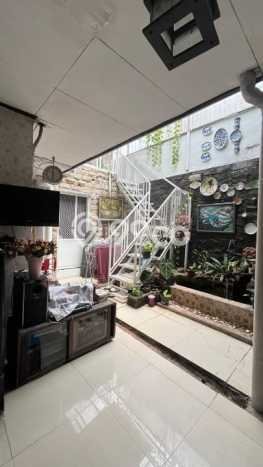 Rumah Minimalis 4 Kamar LT 245m2 di Turangga Rumah Minimalis 4 Kamar LT 245m2 di Turangga