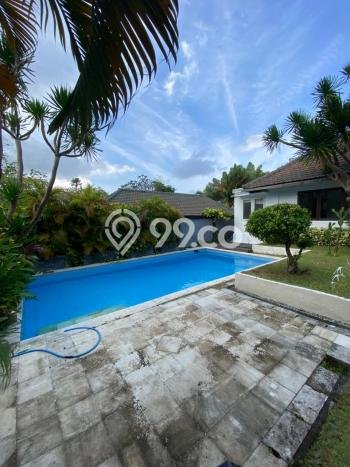 Peluang Langka! Vila Kawasan , Dimensi 575m2m², Area Prospektif dengan potensi meningkat Peluang Langka! Vila Kawasan , Dimensi 575m2m², Area Prospektif dengan potensi meningkat