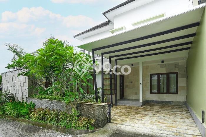 For Sale! Luxury House LT 210m2 Desain Modern di Jimbaran For Sale! Luxury House LT 210m2 Desain Modern di Jimbaran