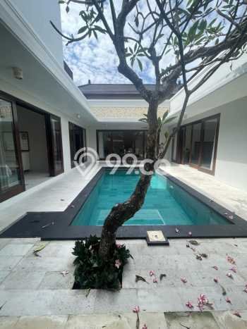 Vila di , Area 300m2m², Ideal untuk tempat tinggal keluarga Vila di , Area 300m2m², Ideal untuk tempat tinggal keluarga