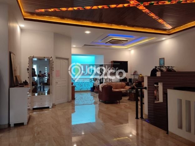 Rumah Elit Modern Siap Huni di Sunter Jakarta Utara Rumah Elit Modern Siap Huni di Sunter Jakarta Utara