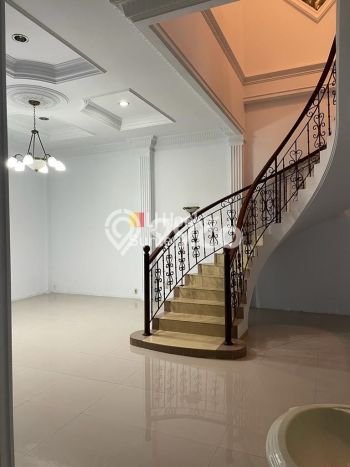 For Sale! Premium House LT 180m2 Desain Elegan di Sunter For Sale! Premium House LT 180m2 Desain Elegan di Sunter