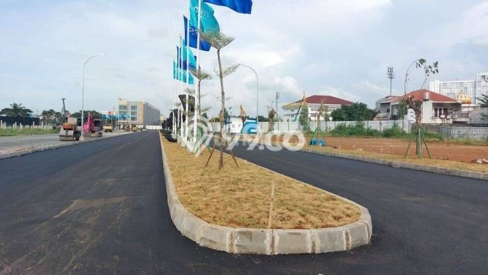 AREA KOMERSIAL! Ruko Kawasan , Luas 487m2m², Jalan Utama AREA KOMERSIAL! Ruko Kawasan , Luas 487m2m², Jalan Utama