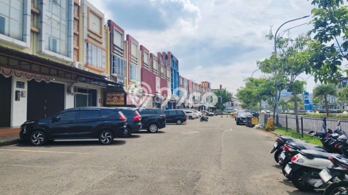 Untuk Dijual! Ruko di Grand Wisata Bekasi LT 76m2 / LB 210m2 Kawasan Strategis Untuk Dijual! Ruko di Grand Wisata Bekasi LT 76m2 / LB 210m2 Kawasan Strategis