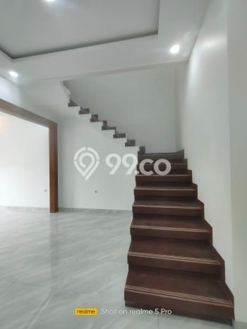 SIAP HUNI! Rumah Asri di Harapan Indah, Luas 90m² Bangunan 150m² SIAP HUNI! Rumah Asri di Harapan Indah, Luas 90m² Bangunan 150m²