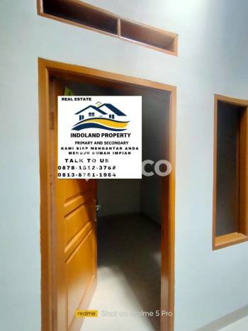 Rumah Strategis dengan 3 Kamar Tidur dan 1 Kamar Mandi di Area Pondok Ungu, Bekasi Rumah Strategis dengan 3 Kamar Tidur dan 1 Kamar Mandi di Area Pondok Ungu, Bekasi