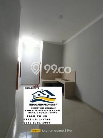 Rumah Strategis dengan 3 Kamar Tidur dan 1 Kamar Mandi di Area Pondok Ungu, Bekasi Rumah Strategis dengan 3 Kamar Tidur dan 1 Kamar Mandi di Area Pondok Ungu, Bekasi
