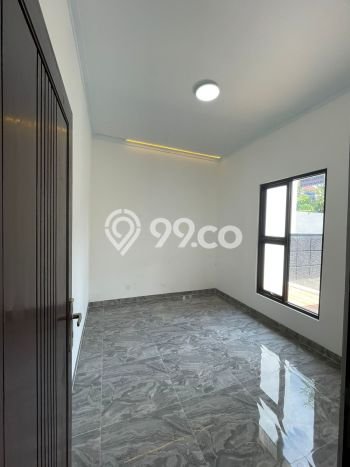Rumah Luas Asri 4 KT Siap Huni di Harapan Indah Bekasi Rumah Luas Asri 4 KT Siap Huni di Harapan Indah Bekasi