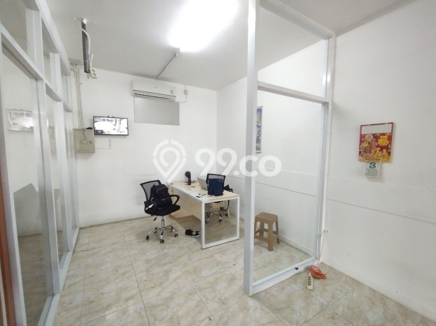 Gudang Area Strategis di Bekasi Timur, Luas 700m2m², Siap Operasional Gudang Area Strategis di Bekasi Timur, Luas 700m2m², Siap Operasional
