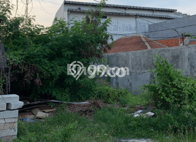Gudang Strategis Kawasan Tenggilis Mejoyo, Luas 900m2m², Mainroad, Tingkat Keramaian Tinggi Gudang Strategis Kawasan Tenggilis Mejoyo, Luas 900m2m², Mainroad, Tingkat Keramaian Tinggi