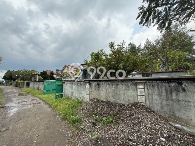 Vila Kawasan Cisarua, Area 975m2m², Lokasi Strategis Vila Kawasan Cisarua, Area 975m2m², Lokasi Strategis