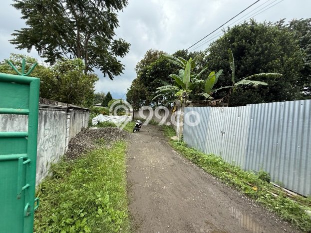 Vila Kawasan Cisarua, Area 975m2m², Lokasi Strategis Vila Kawasan Cisarua, Area 975m2m², Lokasi Strategis
