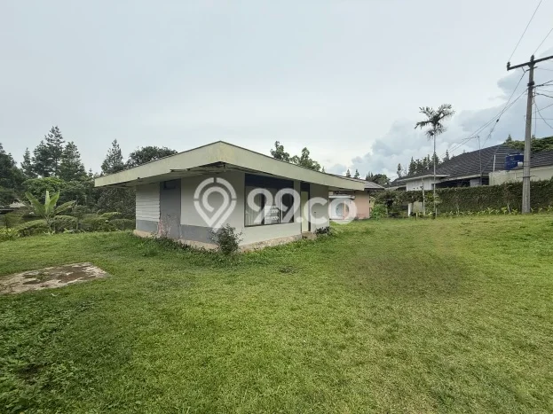 Investasi Potensial! Vila Kawasan Cipanas, Ukuran 5640m2m², Akses Mudah Fasilitas Umum Investasi Potensial! Vila Kawasan Cipanas, Ukuran 5640m2m², Akses Mudah Fasilitas Umum