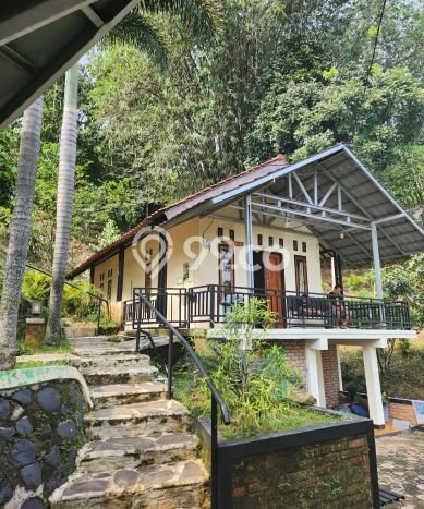Vila di Leuwiliang, Luas 4600m2m², Lokasi Strategis Vila di Leuwiliang, Luas 4600m2m², Lokasi Strategis