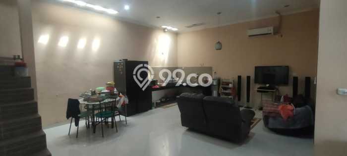 For Sale Rumah 6 Kamar Lokasi Ideal Nyaman dan Strategis di Ciomas For Sale Rumah 6 Kamar Lokasi Ideal Nyaman dan Strategis di Ciomas