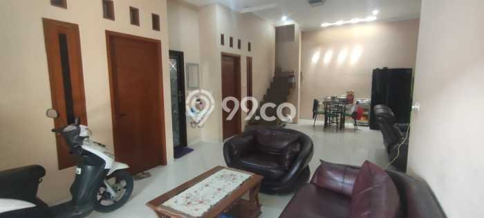 For Sale Rumah 6 Kamar Lokasi Ideal Nyaman dan Strategis di Ciomas For Sale Rumah 6 Kamar Lokasi Ideal Nyaman dan Strategis di Ciomas