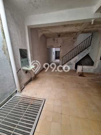 Ruko Dijual di Bogor LT 188m2 & LB 376m2 Lokasi Terbaik! Ruko Dijual di Bogor LT 188m2 & LB 376m2 Lokasi Terbaik!