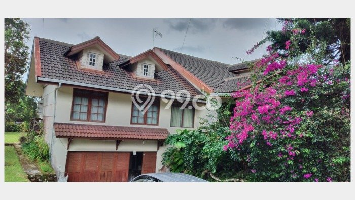 HARGA TERBAIK! Vila di Cipanas, Area 210m2m², Area Strategis HARGA TERBAIK! Vila di Cipanas, Area 210m2m², Area Strategis