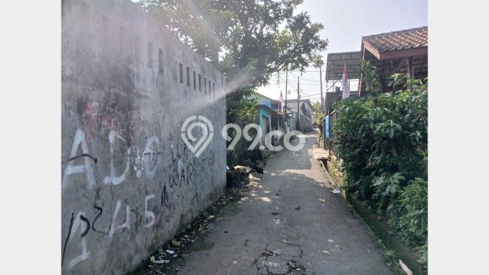 Kavling Tanah di Ciomas Dijual Luas 537m2 Legalitas SHM Kavling Tanah di Ciomas Dijual Luas 537m2 Legalitas SHM